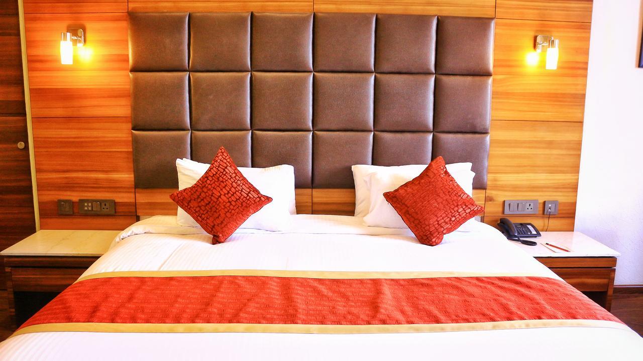 City Park Resort Bahadurgarh Bagian luar foto