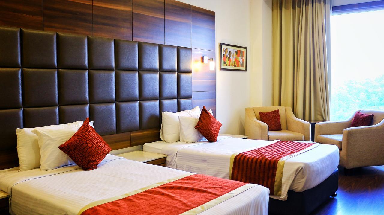 City Park Resort Bahadurgarh Bagian luar foto