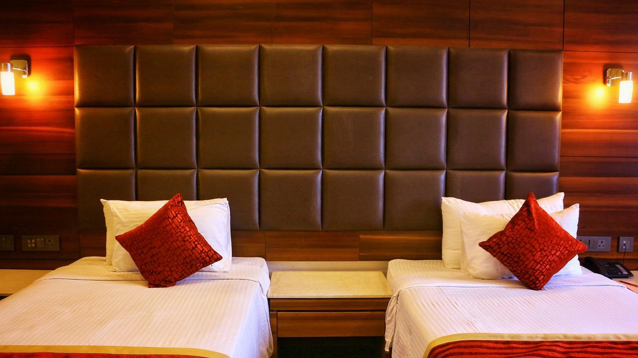 City Park Resort Bahadurgarh Bagian luar foto